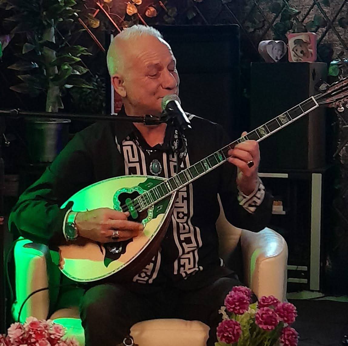 Buzuki Oral Girginer